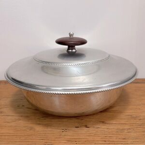 VTG Buenilum Aluminum Holloware 2qt Lidded Serving Dish with Wooden Knob